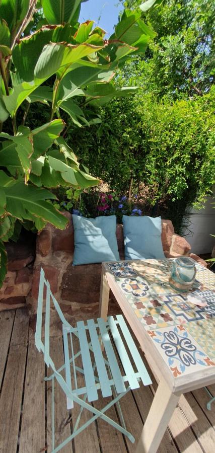 Beautiful House In Stunning Nature, 22 Minutes From Beaches, 5 Minutes To Lake, Air Condition Cool And Heat, And Very Fast Internet In All Rooms, Dishwasher, Washing Machine And Induction Cooking シルヴェス エクステリア 写真